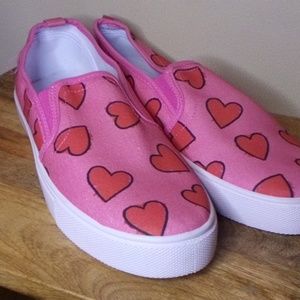 💙NWOT🍬 ASOS heart slip on shoes